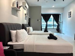 Mount Austin#Akademik @BigStudio 1-2Pax｜Smart TV Vacation rental in Johor Bahru