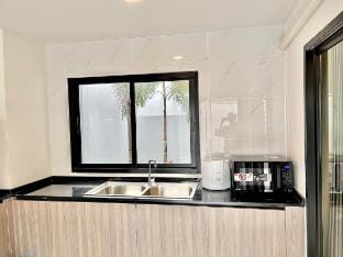 邻家小墅C3 泳池别墅 近芭提雅海滩 市中心 唐人街 Vacation rental in Pattaya City
