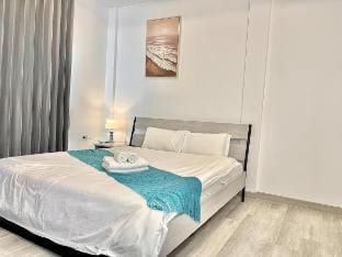 邻家小墅C2泳池别墅 近中天海滩 市中心 航站楼 步行街 唐人街 Vacation rental in Pattaya City