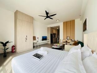 Sunsuria Forum by Deurban SFSS3006 Vacation rental in Selangor, Malaysia
