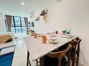 Atria Sofo Suites by DeUrban ATRIAA1708 Vacation rental in Petaling Jaya