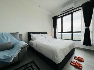 Sunsuria Forum by DeUrban SFSS33A02 Vacation rental in Selangor, Malaysia