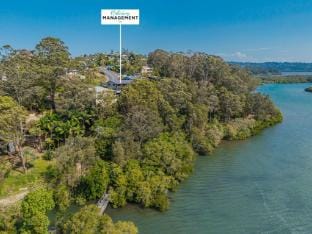 Hillcrest Retreat with River Views Vacation rental in Tweed Heads