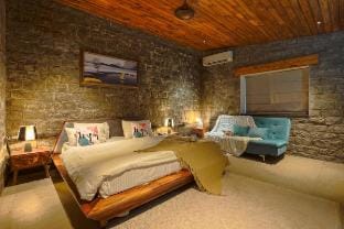 Cedar Bedroom | Open Theatre |Private Garden Vacation rental in Himachal Pradesh