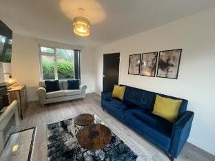 3-4 BR house | Home from home | front+rear parking Vacation rental in Gosport