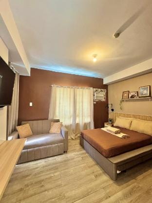 Mesavirre 10th floor Studio with Balcony. Vacation rental in Bacolod