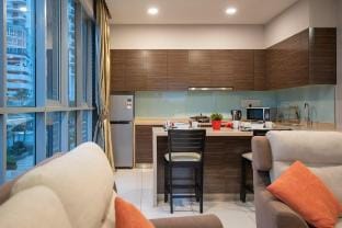 Modern 3BR Somerset Apt with Harbour View Vacation rental in Johor