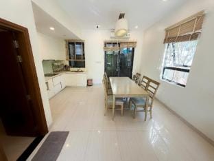5 bedroom VILLA Royal lotus area Ha Long, Bai Chay Vacation rental in Laos