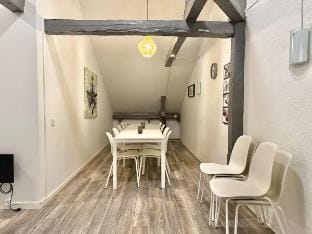 Workers Dream Apt • 7 BR • 3 Bath Vacation rental in Gothenburg