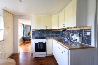 Workers Home • 8 Beds • Free Parking • All-Inc Vacation rental in Gothenburg