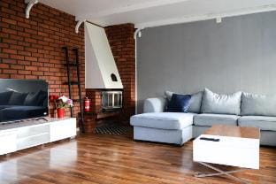 Workers • 8BR • 13 Beds • 2 Kitchens• Parking Vacation rental in Västra Götaland County