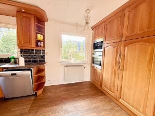 6BR • 12 Beds • Workers Stay • Parking • All-Incl Vacation rental in Gothenburg