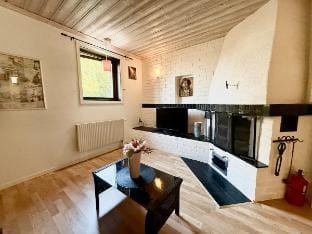 Workers • 18 Beds • 9BR •3 Bath • Garage • All-inc Vacation rental in Gothenburg