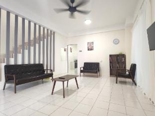 De Garden Homestay Sandakan Vacation rental in Sabah