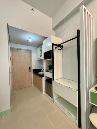 Family-Friendly Studio • Steps from Mall Vacation rental in Region of Manila