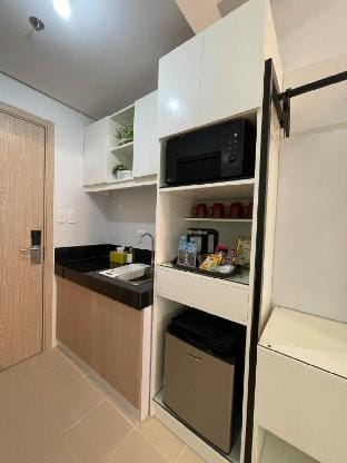 Family-Friendly Studio • Steps from Mall Vacation rental in Region of Manila