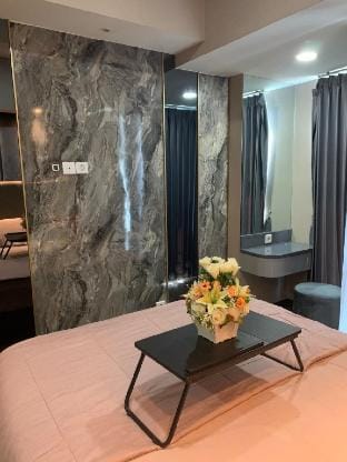 Studio Amor Tower – Connected to Pakuwon City Mall Vacation rental in Surabaya