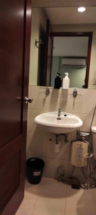 Spacious Studio Apartment B505 Vacation rental in Makati