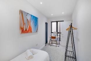 Luxurious single bed room Vacation rental in Croydon