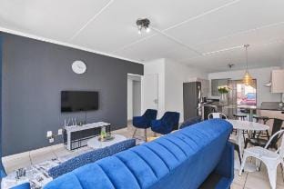 Luxury & Stylish 3 bed @ IHITA in Beverly Sandton! Vacation rental in Randburg