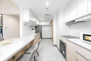 Modern & Cozy 2BR Condo BGC
Nightlife+Free Parking Vacation rental in Makati