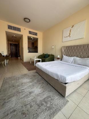 Bright & Cozy Studio Near Ibn Battuta Mall Vacation rental in Dubai
