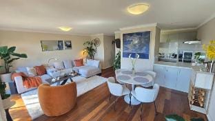 Stylish 1-Bed escape with views across Berrys Bay Vacation rental in Sydney