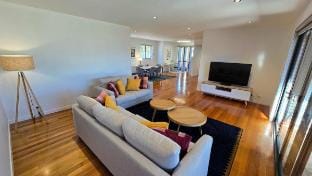Snappy Springvale 3 Bed House Vacation rental in Springvale