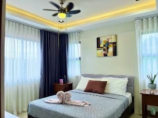 Cocoon 3BR:Near Barreto&Baloy Beach/SBMA/Kitchen  Vacation rental in Olongapo