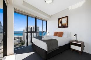 Sky Lounge 4BRM Sub Penthouse Vacation rental in Gold Coast