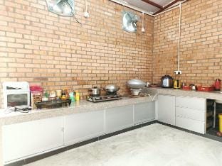 Single-Storey Bungalow/1-8pax/Pandamaran/4R4B Vacation rental in Selangor, Malaysia