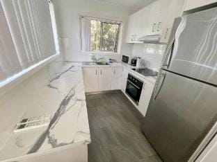 Sunrise Apt 1 · Spacious 2BR ·Ground Floor Retreat Vacation rental in Surfers Paradise
