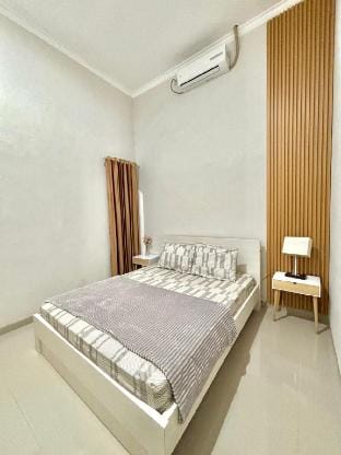 Villa Permata Garden Batu E2 Vacation rental in Batu