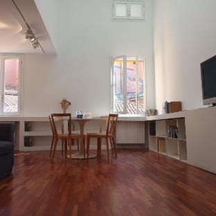 Apt Collegio Bologna comfort in historic center Vacation rental in Bologna