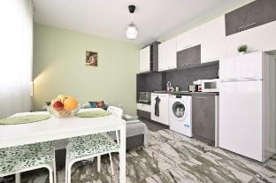 New 1 BR Mint  Funny Condo /  Parking Vacation rental in Varna