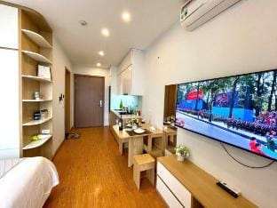 Studio - Vinhomes Green Bay Vacation rental in Laos