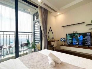 Green Bay - Luxury Apt for rent Vacation rental in Laos