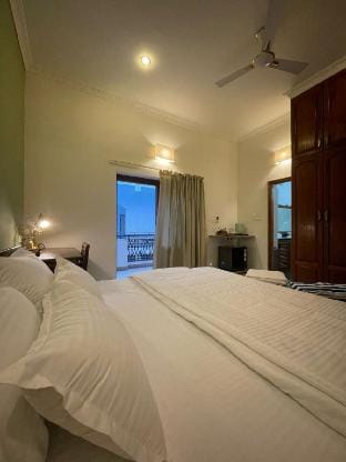 The Meruka House (Myrrh) | Pool & WFH Friendly Vacation rental in Puducherry