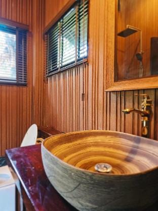 Cheewatra Farmstay Coconut House 2 Vacation rental in Thep Krasatti