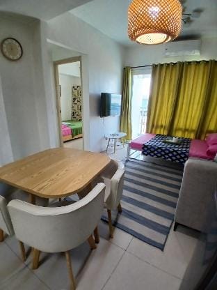 Big 1 bedroom in SMX MOA 63-1A by Febie 2 Vacation rental in Pasay