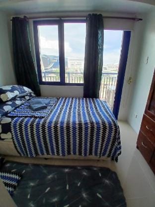 Big room MOA across SMX in Sea & S Residence 62-4 Vacation rental in Pasay