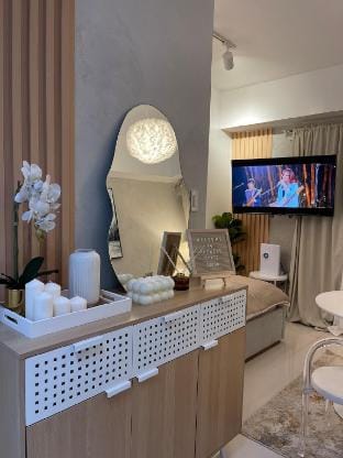 Cozy Baguio Staycation + Glass Balcony View Condo Vacation rental in Baguio