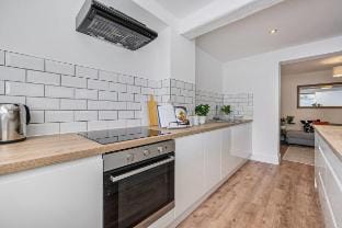 Hulley House | Relax In Style Vacation rental in Macclesfield