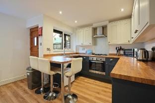 Cottage House | Peaceful Retreat Vacation rental in Macclesfield