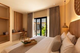 KOA One • Dreamy 4BR Villa w/ Pool &Outdoor Cinema Vacation rental in Pemenang