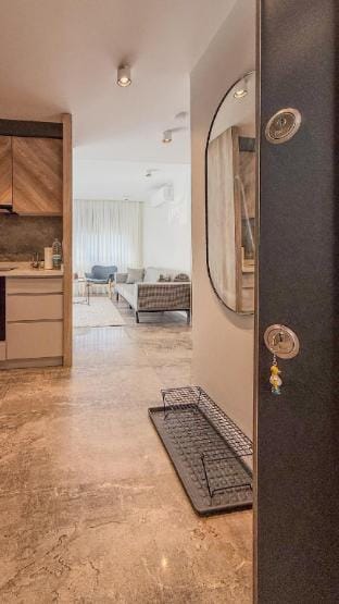 Fully Equipped 2BR Apartment with Balcony Vacation rental in Side