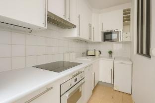 Charming studio near Parc Monceau Vacation rental in Paris