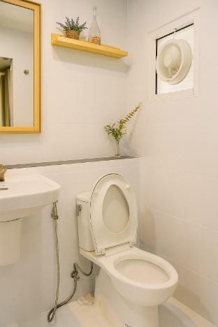 Home ku 3 Khet lardkrabang Cozy Stay Near Airport Vacation rental in Bangkok