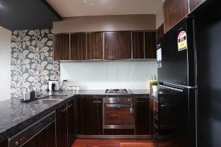 Spacious Central 2B2B1C | Parking + Walk to Market Vacation rental in Melbourne