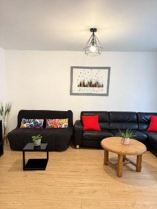 Maison Ginkgo 3 Bedrooms Sleeps 6 - Paris & Disney Vacation rental in Nogent-sur-Marne